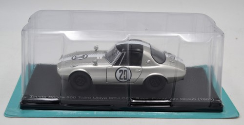 Die cast toyota sports 800 - die, "