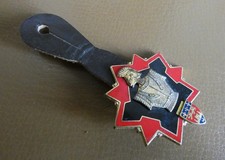Ancien insigne militaire