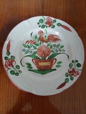 Assiette En Faïence Des