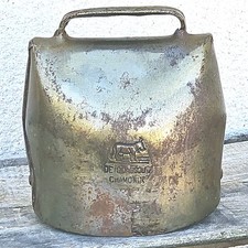 Cloche vache ancienne - À,