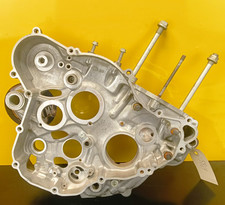 CARTER MOTEUR DROIT KTM 350