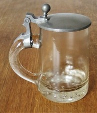 chope 1/2 litre en verre + couvercle en étain