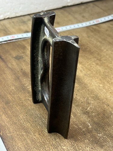 Fer joint mouluré - à, de