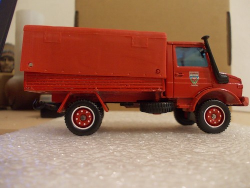 Mercedes unimog cantal pompier - unimog,