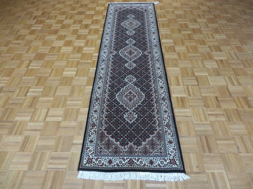 Hand knotted fine - 2'9,
