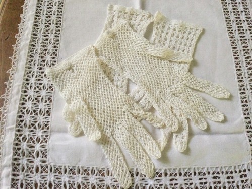 Paires gants anciens au - 2,