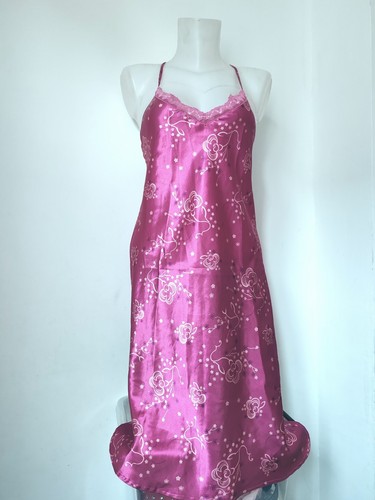 Nuisette satin taille - en,