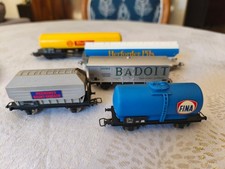 Lot de cinq wagons de