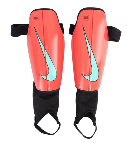 Nike hommes charge shin guards - hommes,