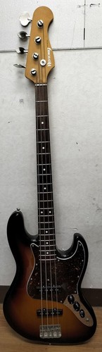 Guitare basse électrique