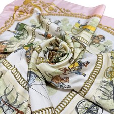 Écharpe en soie HERMES Carre