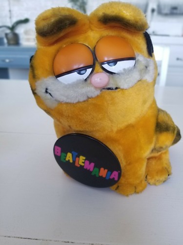 Vintage dakin garfield - garfield, plush