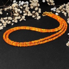 Collier En Perles D'Opale