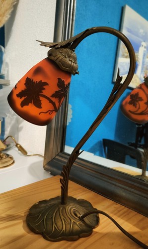 Lampe style art - lampe, tulipe