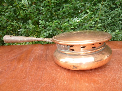 Ancienne bassinoire chauffe