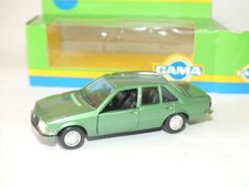 OPEL REKORD Vert GAMA 893 1:43