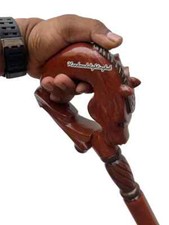 Artisanat en Bois Marche Canne