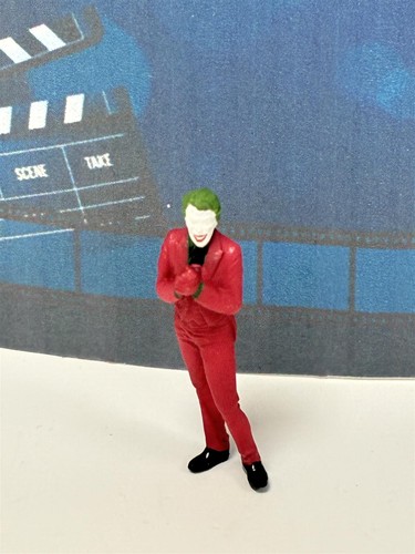Joker 1966 figurine peinte - joker,