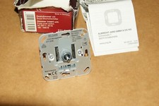 Variateur Rotatif 230/240V 100-1000 W  Jung Réf 211 GDE