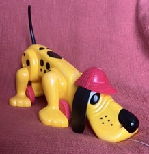 Funskool Digger the Dog Playskool Chien Rufo A Trainer