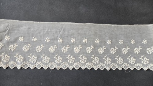Large dentelle ancienne m - dentelle, 2,20