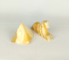 Statuettes Pyramide et Sphinx Egypte en albatre 15x7cm