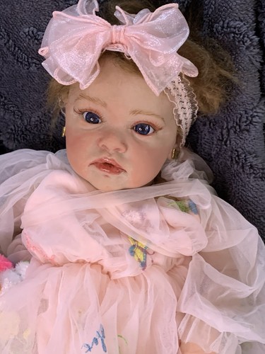 Sweet reborn baby girl - reborn, doll