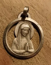 Médaille Religieuse Ancienne Ste Bernadette  Lourdes Vierge Marie 
