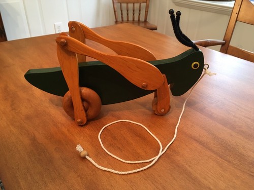Wooden grasshopper pull string - pull,