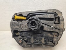 Cric avec clé de goujon de