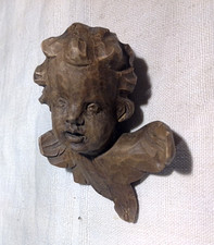 MIGNONNE TÊTE DE PUTTO OU ANGELOT EN BOIS SCULPTE XVIIIème ?
