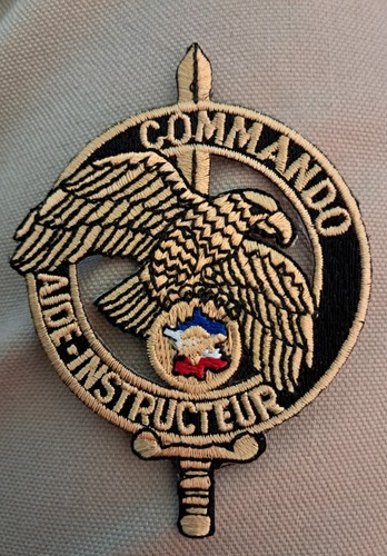 Insigne écusson militaire - insigne,