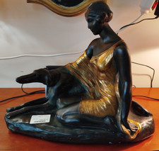 SCULPTURE PLATRE ART DECO Femme et Levrier Statue Figurine Noir Or 19MAG 18/09