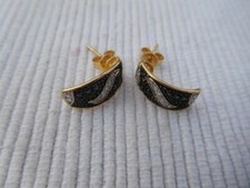 Paire de boucles d oreilles en or 18 carats, 750 millièmes, saphirs diamants B82