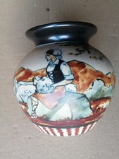 CIBOURE  UN VASE GLOBULAIRE EN GRES BASQUE SIGNE