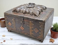 Antique en Bois Rangement Poitrine Boîte Original Old Main Crafted Fin Sculpté