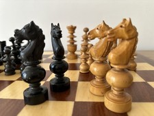 ANCIEN JEU D'ÉCHECS EN BOIS  VINTAGE