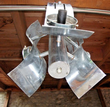 Suspension Lustre  1970 en