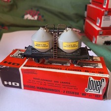 Wagon marchandises 2 essieux "CIMENT"  JOUEF réf  M 642 en boîte d'origine .