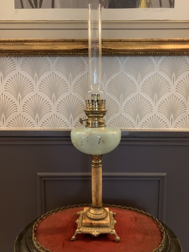 Magnifique lampe pétrole unis - pétrole,
