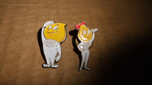 Collection pins esso goutte - collection,
