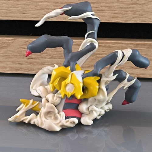Figurine pokémon giratina - figurine,