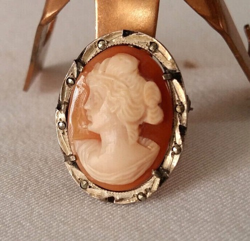 Broche pendentif médaillon - pendentif,