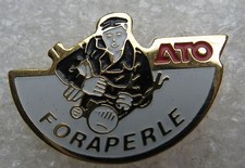 Pin's  ATO FORAPERLE Joueur de