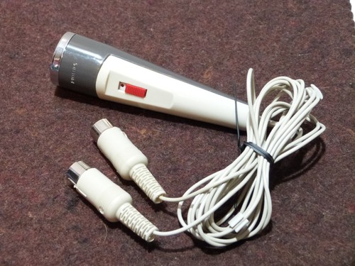 Philips eindhoven lapel - philips,,
