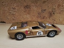 UNIVERSAL HOBBIES 1/18 . 3008