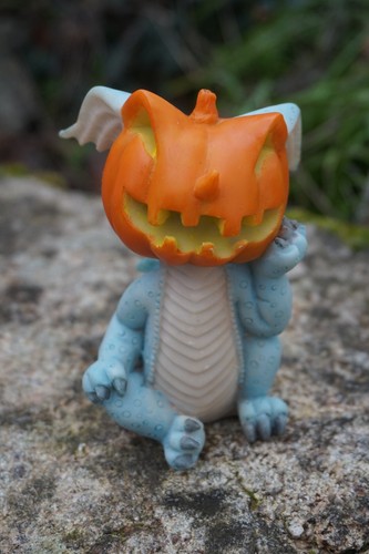 133036 figurine statuette - figurine,