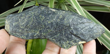 Serpentine verte 10.5x4cm
