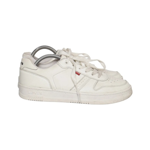 Levi strauss baskets - &, co,