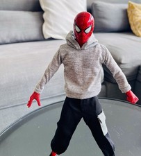 No Hot Toys Spiderman Avengers